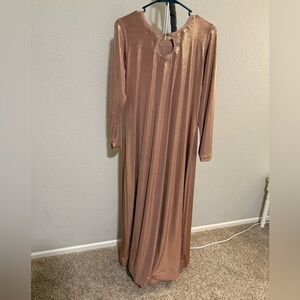 Elegant Long Sleeve Metallic Dress